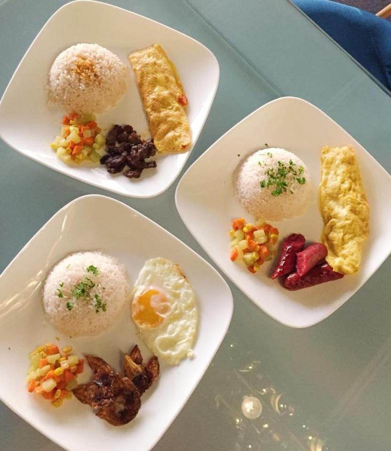 Tely'S Bed & Breakfast Iloilo Powered By Cocotel Eksteriør billede