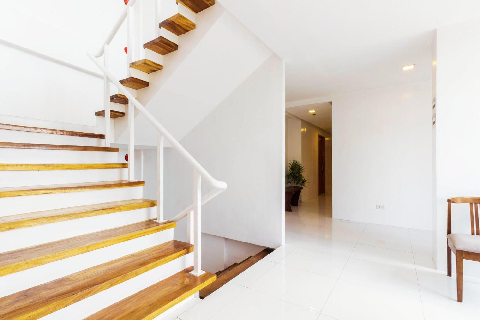 Tely'S Bed & Breakfast Iloilo Powered By Cocotel Eksteriør billede