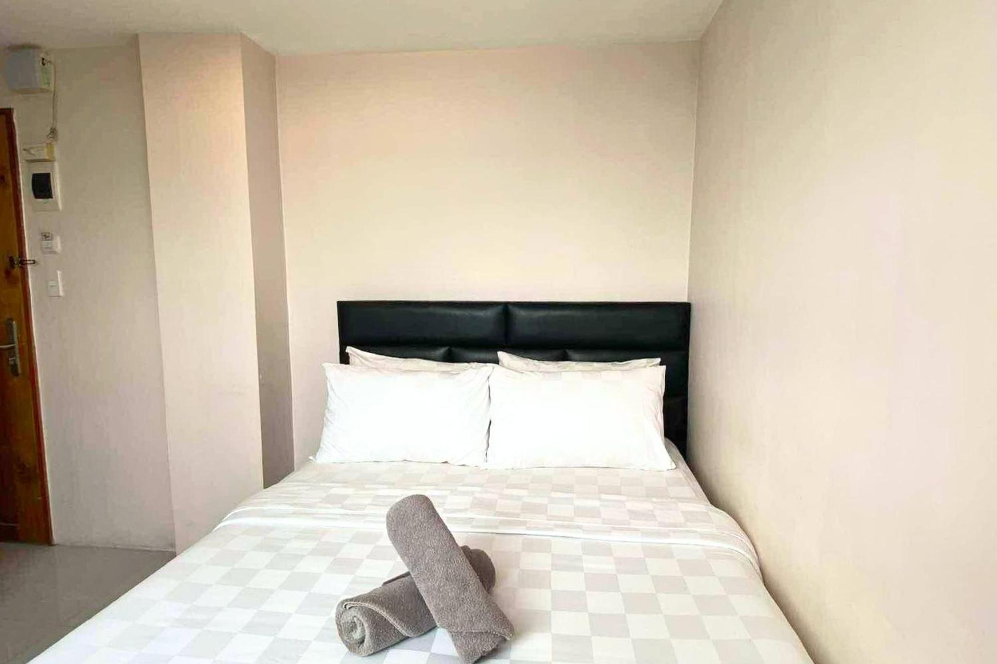 Tely'S Bed & Breakfast Iloilo Powered By Cocotel Eksteriør billede