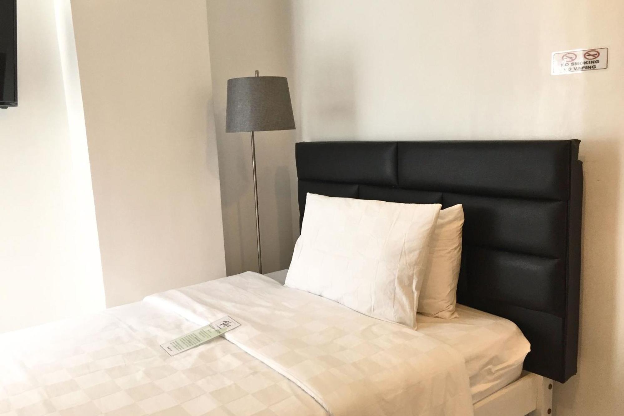 Tely'S Bed & Breakfast Iloilo Powered By Cocotel Eksteriør billede