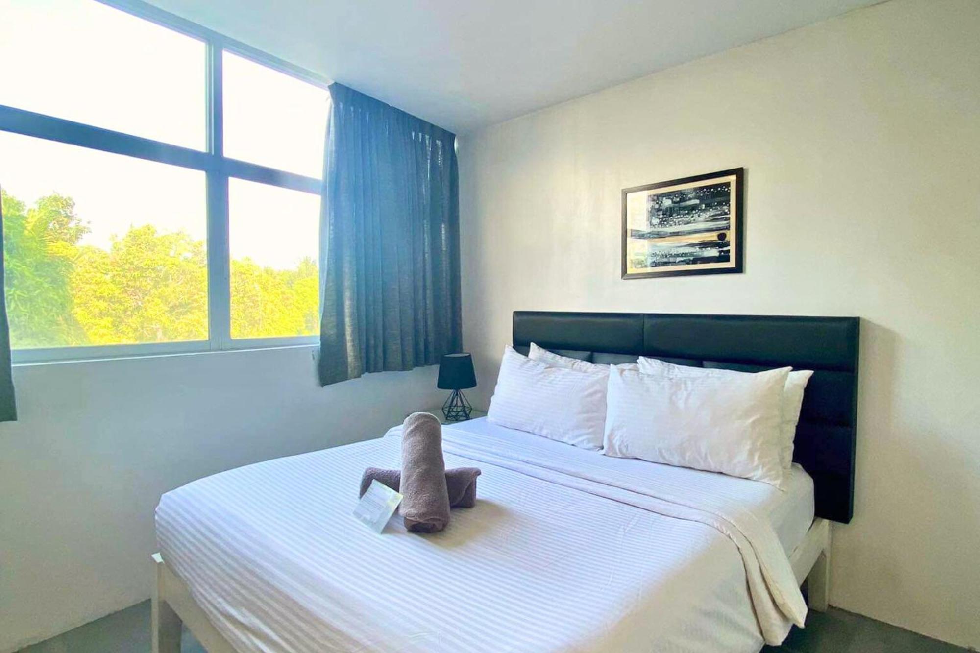 Tely'S Bed & Breakfast Iloilo Powered By Cocotel Eksteriør billede